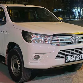 Toyota Hilux 2019