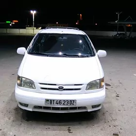Toyota Sienna 2000