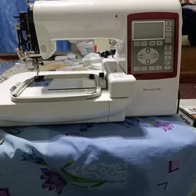 janome 230 gyzyl ekran