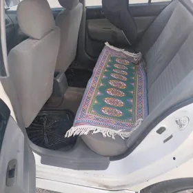 Mitsubishi Lancer 2004