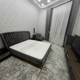 Moskovski 2 kom elitni