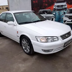 Toyota Camry 1998