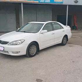 Toyota Camry 2005