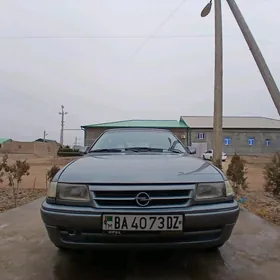 Opel Astra 1993