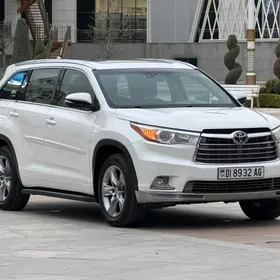 Toyota Highlander 2016