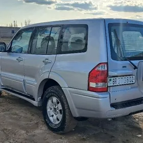 Mitsubishi Pajero 2003