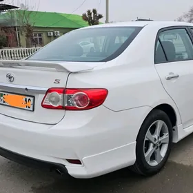 Toyota Corolla 2012