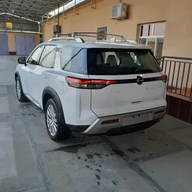 Nissan Pathfinder 2023