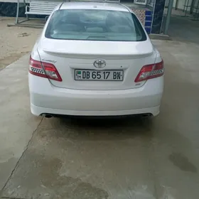 Toyota Camry 2011
