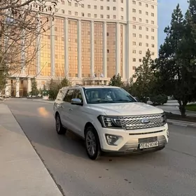 Ford Expedition 2021