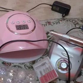 маникюрный аппарат и лампа