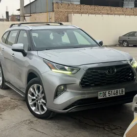 Toyota Highlander 2020
