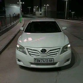 Toyota Camry 2010