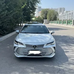 Toyota Avalon 2019