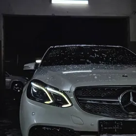 Mercedes-Benz E350 2010