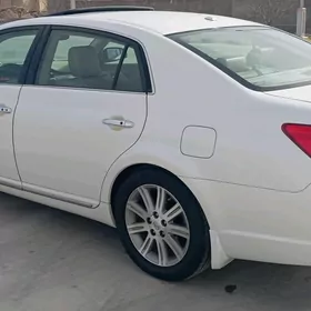Toyota Avalon 2010