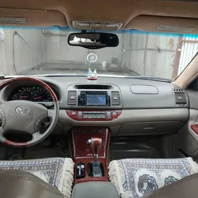 Toyota Camry 2005