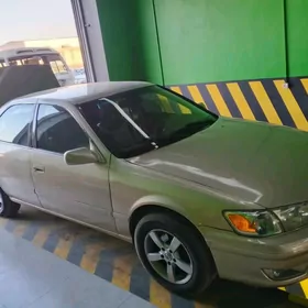 Toyota Camry 1998