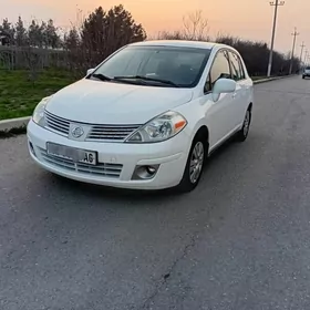 Nissan Versa 2010