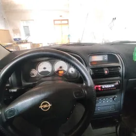 Opel Astra 2002