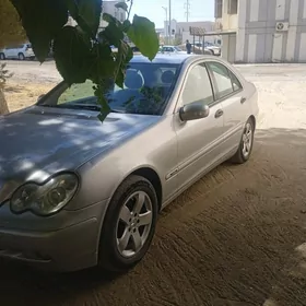 Mercedes-Benz C-Class 2002