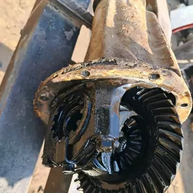 Sökülip satylýar Reduktur.