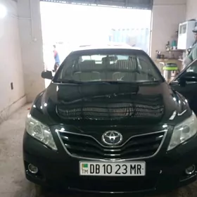 Toyota Camry 2011
