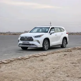 Toyota Highlander 2020