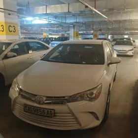 Toyota Camry 2016