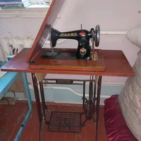 tikin mašiny Deson indiskiy