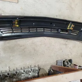 Mercedes-Benz bamper