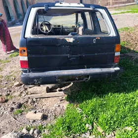 nissan pathfinder 1996