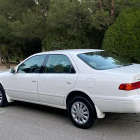 Toyota Camry 1999