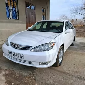 Toyota Camry 2005