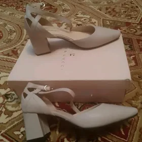 Босоножки 37/38раз