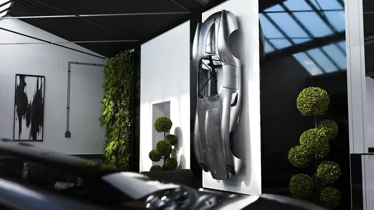 Sürüp bolanok, ýöne diwary bezeýär: üýtgeşik Ferrari 250 Testa Rossa auksiona çykaryldy