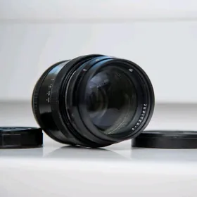 Объектив Юпитер-9 85mm f/2