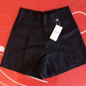 Шорты новые М р.