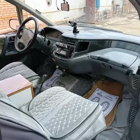 Toyota Previa 1991