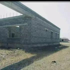 USSA ..beton kerpic örýän