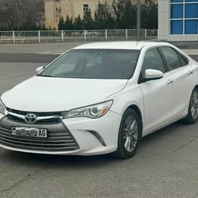 Toyota Camry 2016