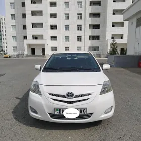 Toyota Yaris 2010