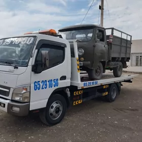 Mitsubishi Canter 2010