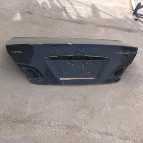 Тайота Авлон