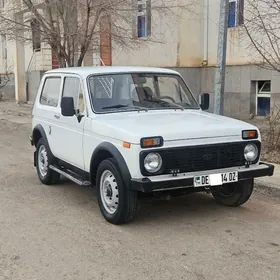 Lada Niva 1985