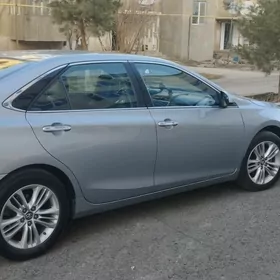 Toyota Camry 2017