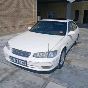 Toyota Camry 2000