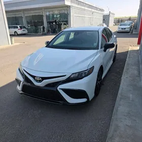 Toyota Camry 2022