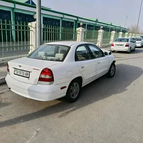 Daewoo Nubira 2000