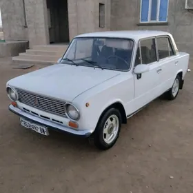 Lada 2104 1980